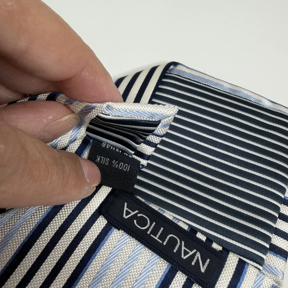 NWOT Nautica Men's Silk Tie Blue White Stripe 3 3/8‎ X 59 1/2